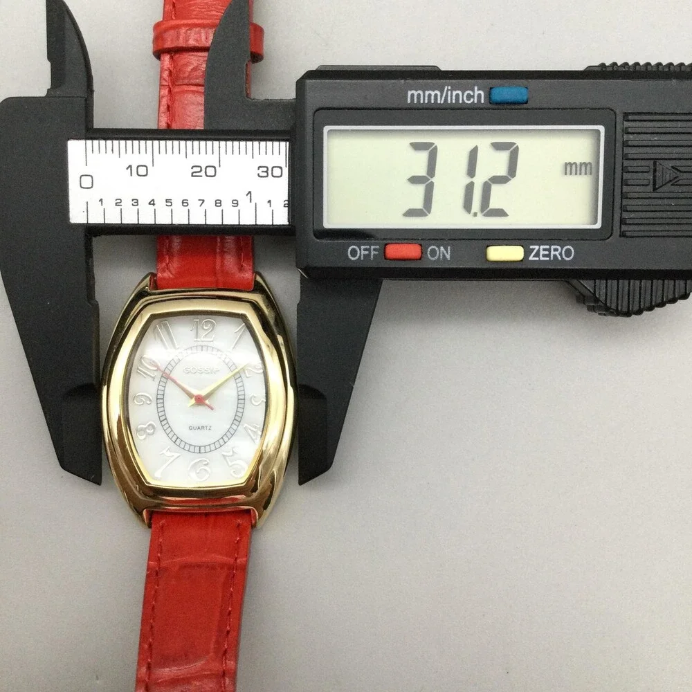Gossip Womens Watch 31mm Gold Tone Tonneau Red Leather GS78430 New Battery